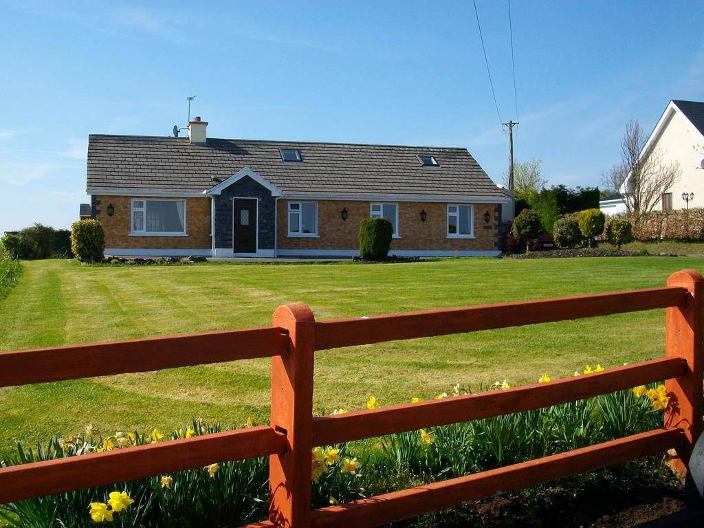 Clonmacnoise B&B エクステリア 写真
