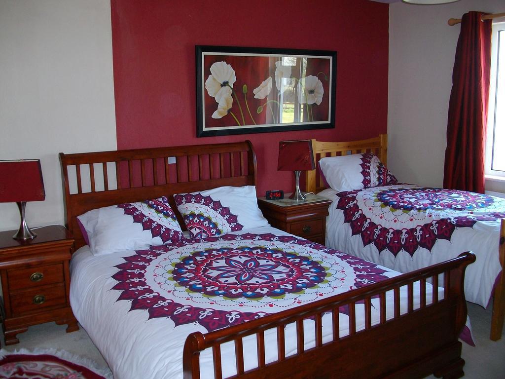 Clonmacnoise B&B エクステリア 写真