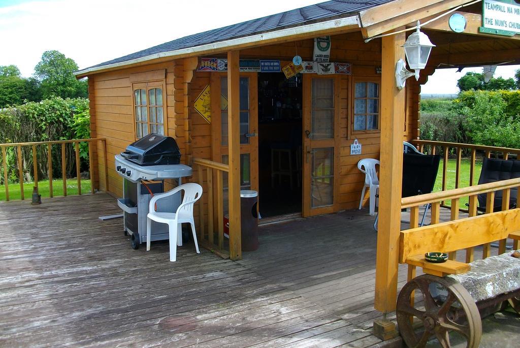 Clonmacnoise B&B エクステリア 写真
