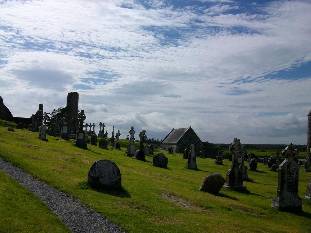 Clonmacnoise B&B エクステリア 写真